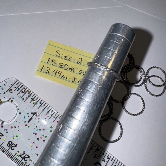 Sterling Silver Twisty Ring, Size 2 - Picture 12 of 15